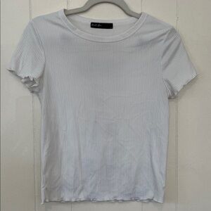 Stylish White Ribbed Short Sleeve Tee